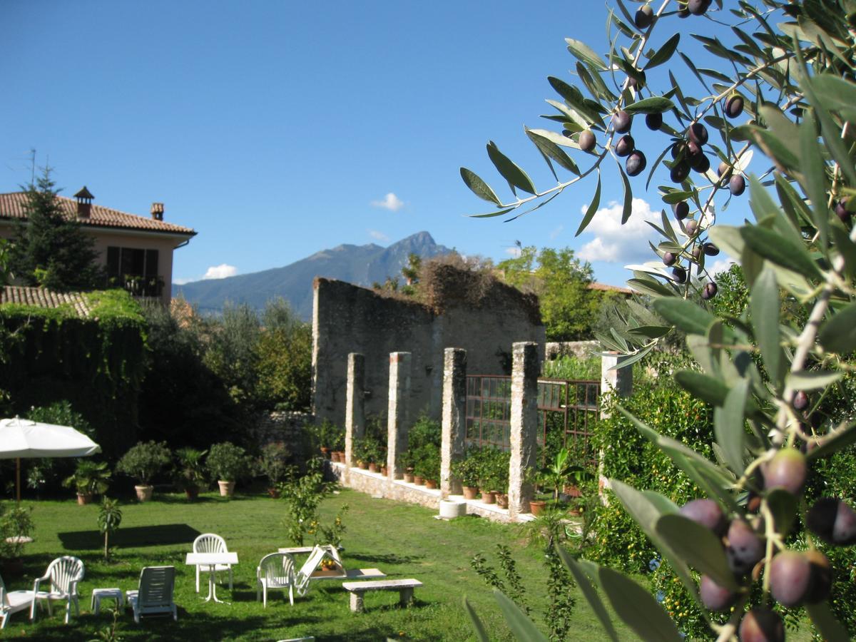 Hotel Belvedere Torri Del Benaco Exteriör bild